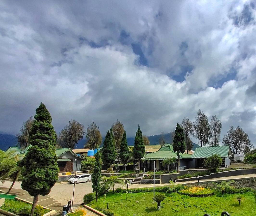 Hotel Bromo Permai 1 Esterno foto
