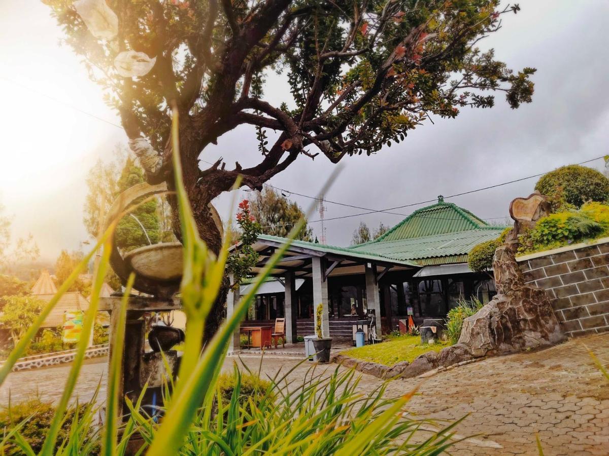 Hotel Bromo Permai 1 Esterno foto