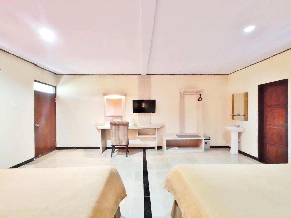 Hotel Bromo Permai 1 Esterno foto
