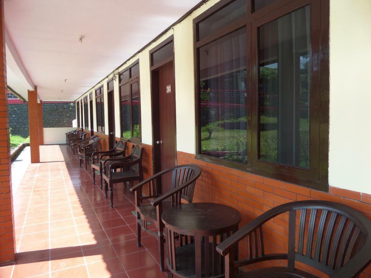 Hotel Bromo Permai 1 Esterno foto
