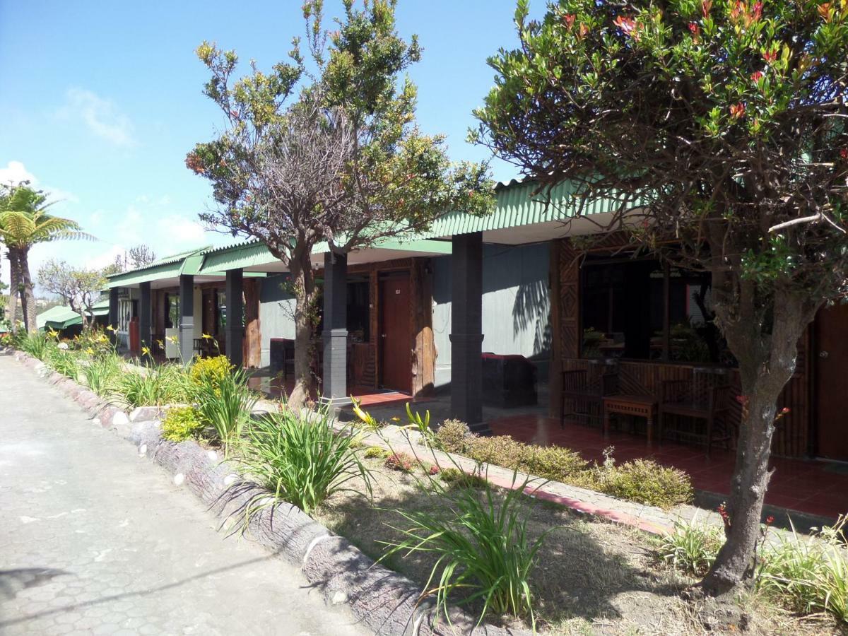 Hotel Bromo Permai 1 Esterno foto